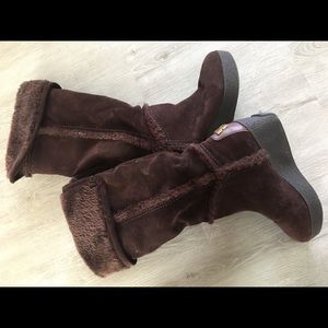 BCBG Max Azria winter boots
